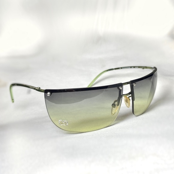 Gucci Accessories - Vintage Y2K Gucci Rhinestone sunglasses